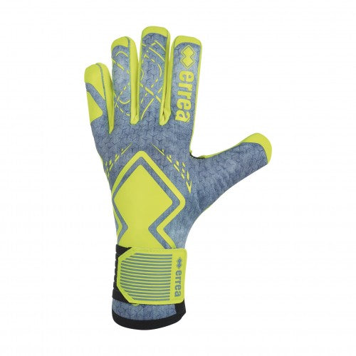 Zero the Icon Goalkeeper Gloves in Adult